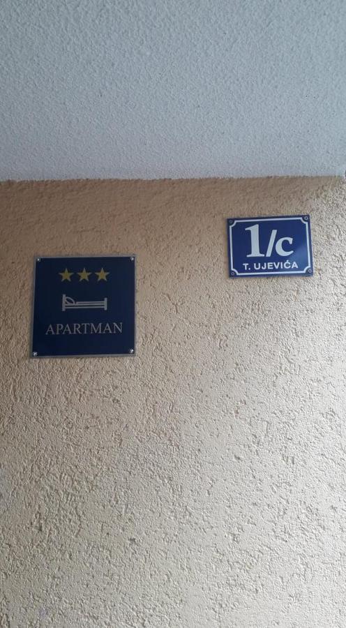 Apartman Tin Βαράζντιν Εξωτερικό φωτογραφία